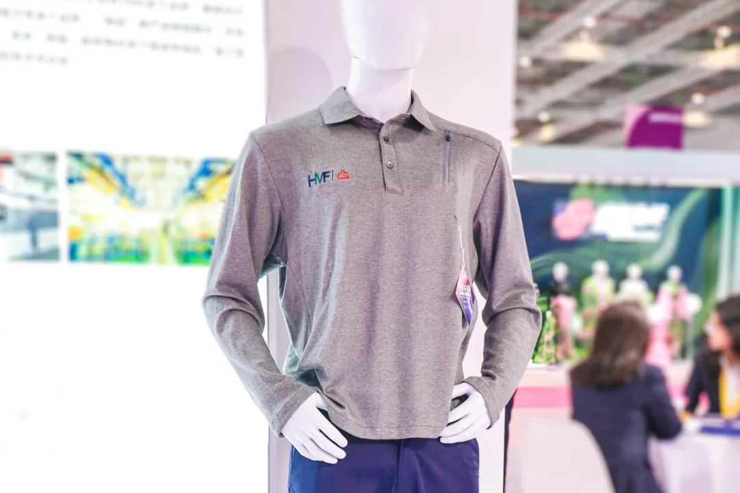 浙江桐鄉一根普通的玉米，居然做成了衣服！